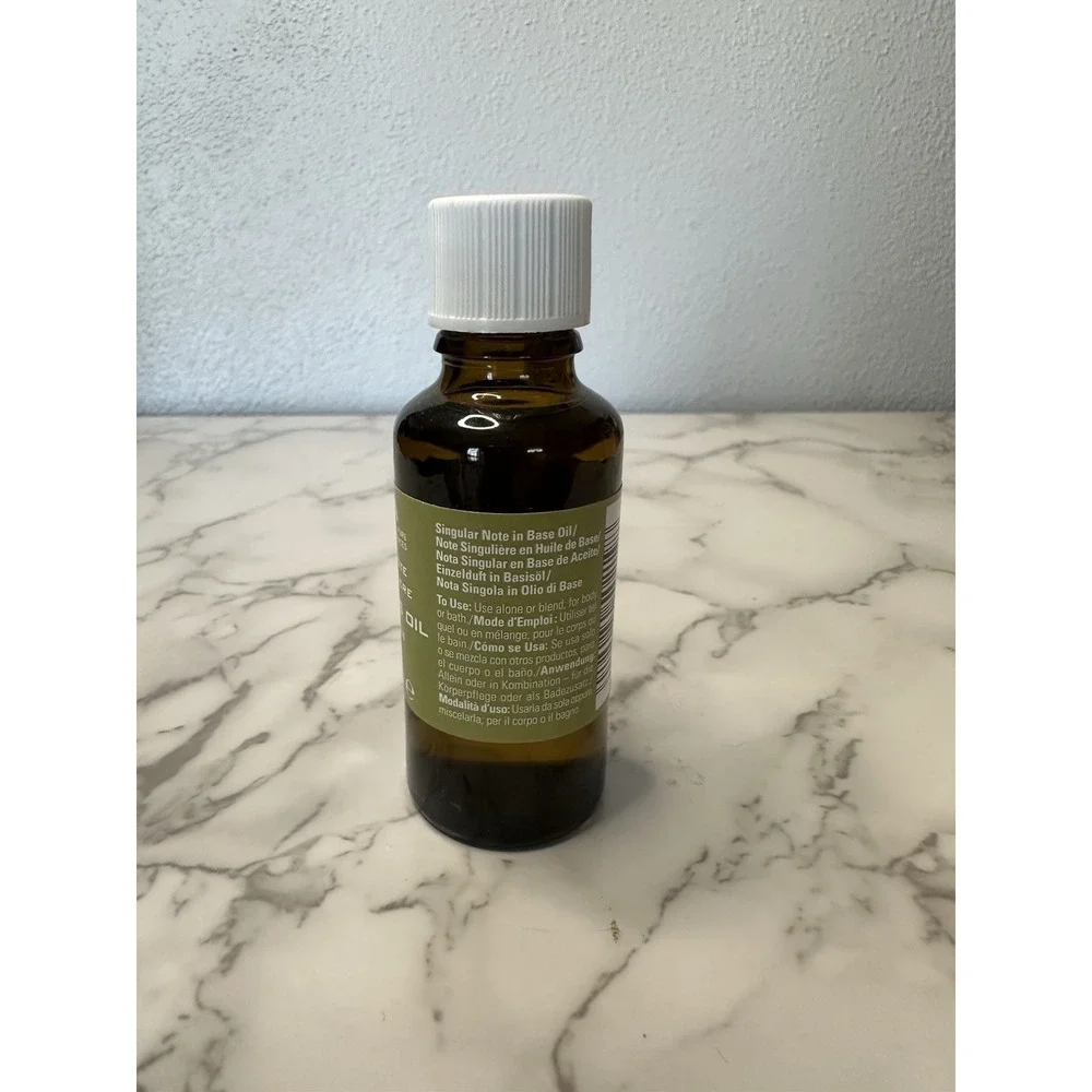 Aveda Singular Note In Base Oil Eucalyptus Oil. New. Discontinued. 30ml/1oz.